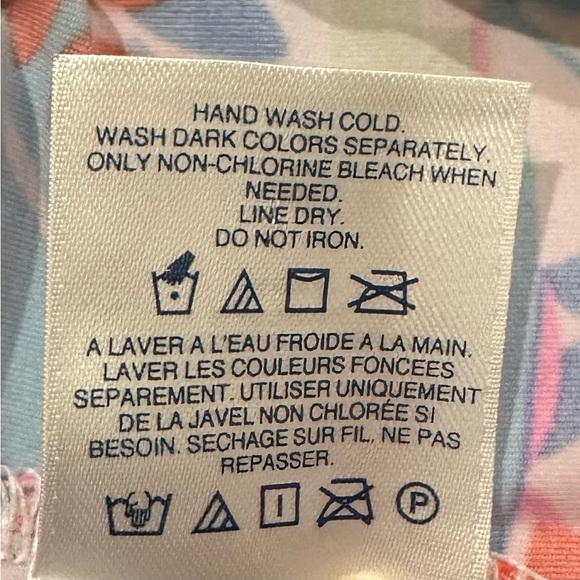 Lands’ End LS Crew, UPF 50, Rash Guard/Swim Shirt, 1XL - Picture 4 of 4